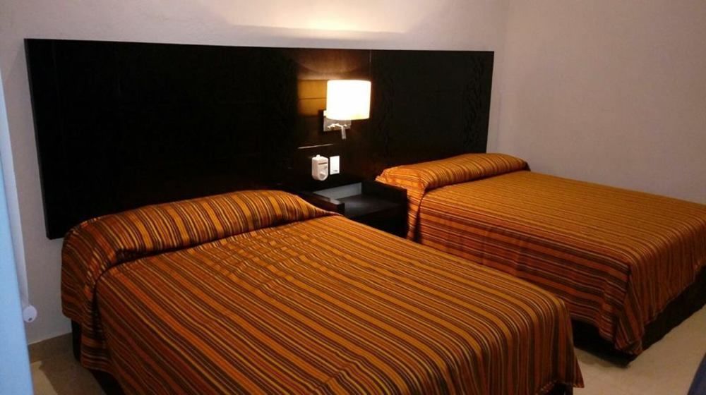 Aparthotel Siete 32 Mérida Exterior photo